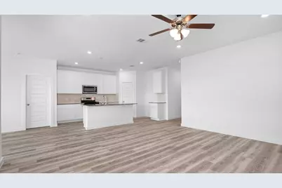 14324 Seagrass Knoll Lane, Texas City, TX 77510 - Photo 11