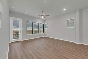 360 Summer Pl Dr, Montgomery, TX 77356 - Photo 9