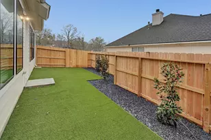 360 Summer Pl Dr, Montgomery, TX 77356 - Photo 37