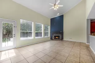 7 Ebony Oaks Pl, Spring, TX 77382 - Photo 11