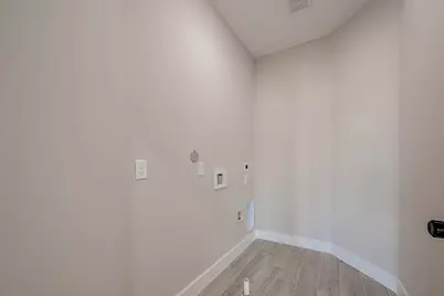 8128 Chateau Street, Houston, TX 77028 - Photo 25