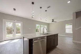 8128 Chateau St, Houston, TX 77028 - Photo 19