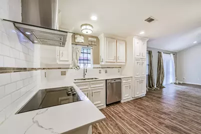 3700 Stassen Street, Houston, TX 77051 - Photo 11