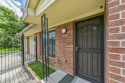 3700 Stassen Street, Houston, TX 77051 - Photo 3
