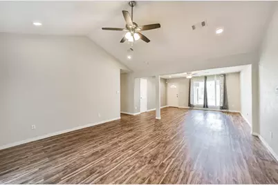 3700 Stassen Street, Houston, TX 77051 - Photo 9