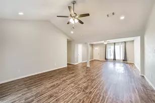 3700 Stassen St, Houston, TX 77051 - Photo 9