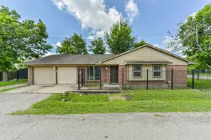 3700 Stassen St, Houston, TX 77051 - Photo 1