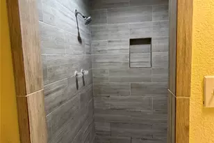 2501 Maple Ave, Liberty, TX 77575 - Photo 15