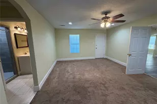 2501 Maple Ave, Liberty, TX 77575 - Photo 21