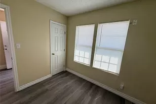 2501 Maple Ave, Liberty, TX 77575 - Photo 3