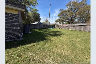 2501 Maple Ave, Liberty, TX 77575 - Photo 23