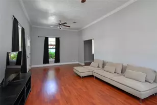 504 Green St, Baytown, TX 77520 - Photo 5