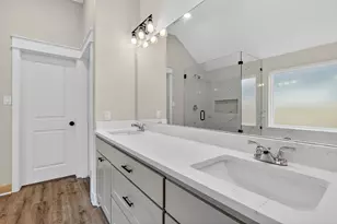 212 Orchard Cv, Snook, TX 77878 - Photo 15