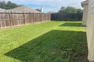 26 W Red Oak Ln, Texas City, TX 77591 - Photo 29