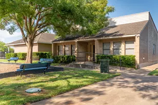 1704 Crystal Hills Dr, Houston, TX 77077 - Photo 31