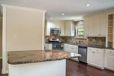 1704 Crystal Hills Drive, Houston, TX 77077 - Photo 5