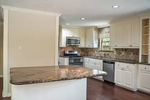 1704 Crystal Hills Dr, Houston, TX 77077 - Photo 5