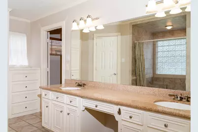 1704 Crystal Hills Drive, Houston, TX 77077 - Photo 17
