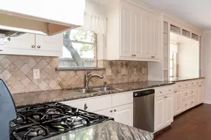 1704 Crystal Hills Dr, Houston, TX 77077 - Photo 9