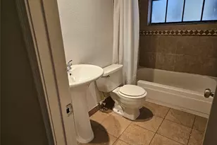 2425 Holly Hall St St, Houston, TX 77054 - Photo 35