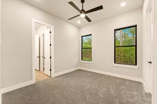 105 Sanctuary Rd, Huntsville, TX 77340 - Photo 37