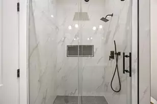 8009 Cora St, Houston, TX 77088 - Photo 17