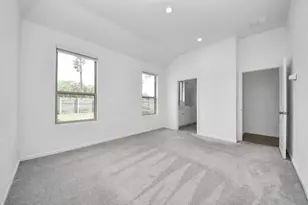 15623 Red Panda Rd, Conroe, TX 77302 - Photo 11