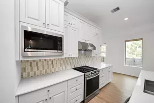 15623 Red Panda Rd, Conroe, TX 77302 - Photo 9