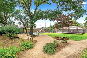 14035 Myrtlea Dr, Houston, TX 77079 - Photo 33