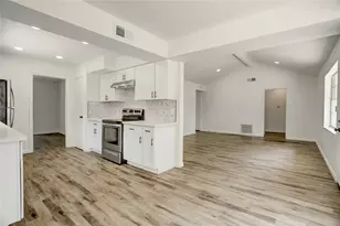 14035 Myrtlea Dr, Houston, TX 77079 - Photo 13