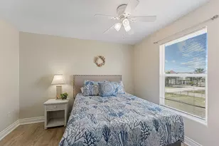 4215 Grayson Dr, Galveston, TX 77554 - Photo 21