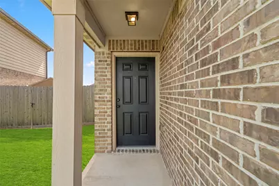 9719 Montana Sapphire Lane, Rosharon, TX 77583 - Photo 3