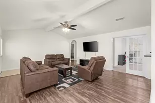 9719 Montana Sapphire Ln, Rosharon, TX 77583 - Photo 11