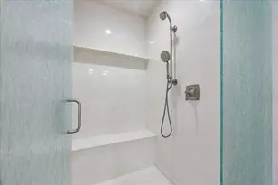 2400 N Braeswood Blvd, Houston, TX 77030 - Photo 13