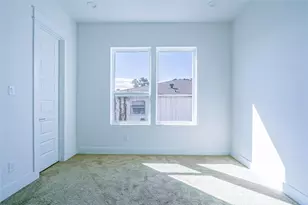 5402 Margarita St, Houston, TX 77020 - Photo 11