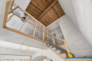 403 Trails Ct, Houston, TX 77024 - Photo 11