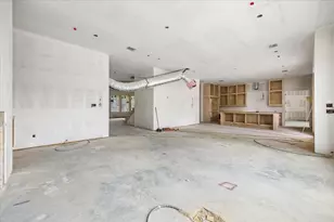 403 Trails Ct, Houston, TX 77024 - Photo 7