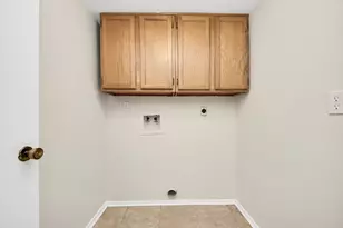 13603 Hollowgreen Dr, Houston, TX 77082 - Photo 23