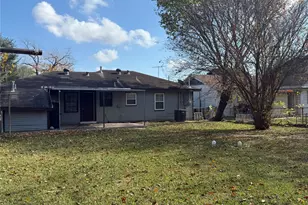 1401 Pugh Dr, Galena Park, TX 77547 - Photo 15