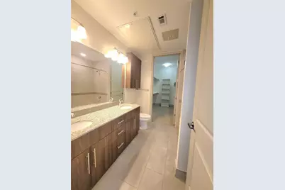 1800 St Joseph Parkway #529, Houston, TX 77003 - Photo 5