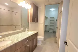 1800 St Joseph Pkwy, Houston, TX 77003 - Photo 5