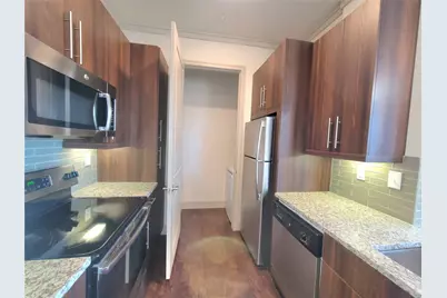 1800 St Joseph Parkway #529, Houston, TX 77003 - Photo 3