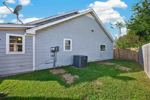 10523 Lands End Dr, Houston, TX 77099 - Photo 43