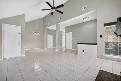 10523 Lands End Drive, Houston, TX 77099 - Photo 11