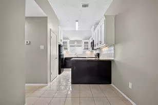 10523 Lands End Dr, Houston, TX 77099 - Photo 17
