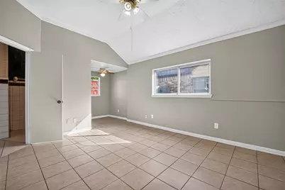 10523 Lands End Drive, Houston, TX 77099 - Photo 33