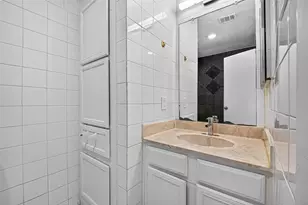 10523 Lands End Dr, Houston, TX 77099 - Photo 31