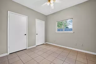 10523 Lands End Dr, Houston, TX 77099 - Photo 23