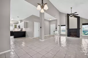 10523 Lands End Dr, Houston, TX 77099 - Photo 15