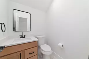 5910 Country Brook Ct, Sugar Land, TX 77479 - Photo 7